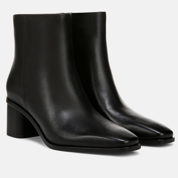 VINCE | Vero Cuoio Leather Ankle Boot - Picture 1 of 11
